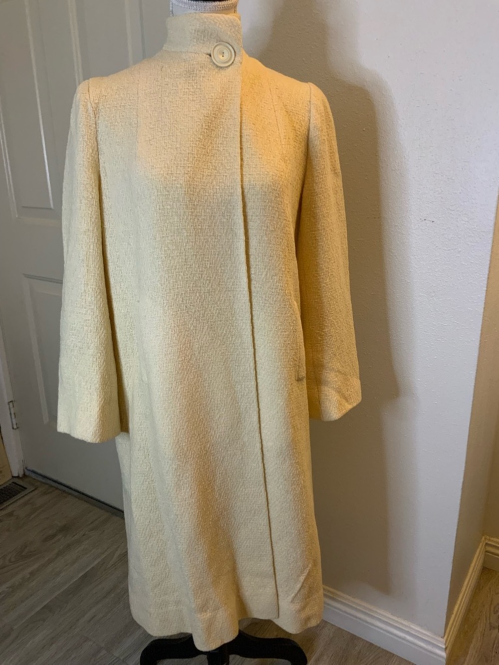 Classic Cream Women's Wool-Blend Coat with High Collar - Vintage